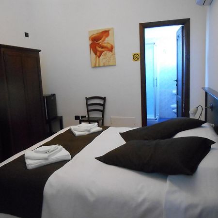 Bed & Breakfast Giardini Di Marzo Lecce Eksteriør billede
