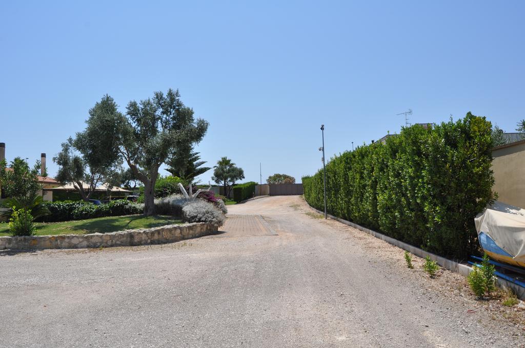 Bed & Breakfast Giardini Di Marzo Lecce Eksteriør billede