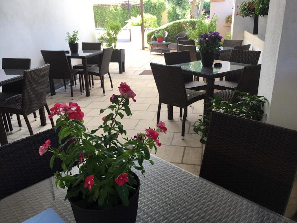 Bed & Breakfast Giardini Di Marzo Lecce Eksteriør billede