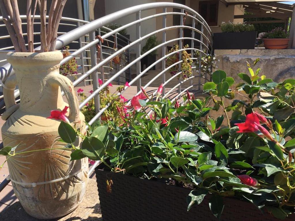 Bed & Breakfast Giardini Di Marzo Lecce Eksteriør billede