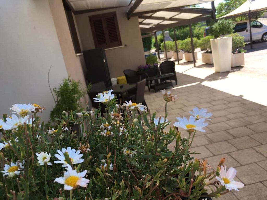 Bed & Breakfast Giardini Di Marzo Lecce Eksteriør billede