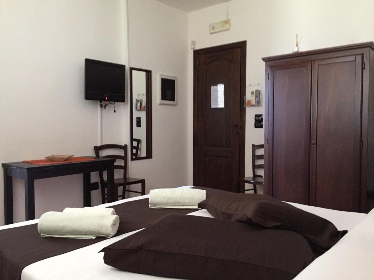 Bed & Breakfast Giardini Di Marzo Lecce Eksteriør billede