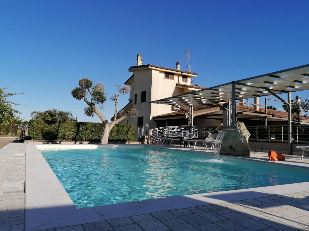 Bed & Breakfast Giardini Di Marzo Lecce Eksteriør billede