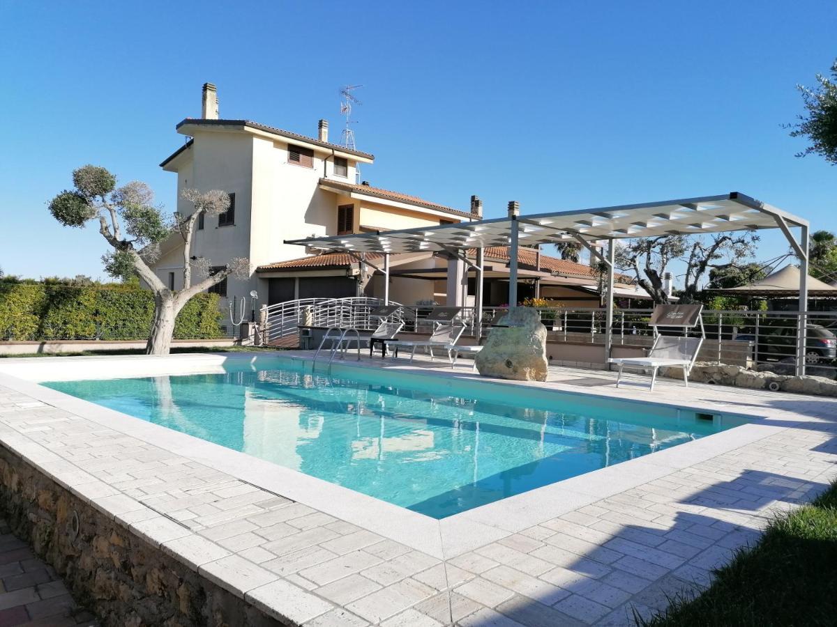 Bed & Breakfast Giardini Di Marzo Lecce Eksteriør billede