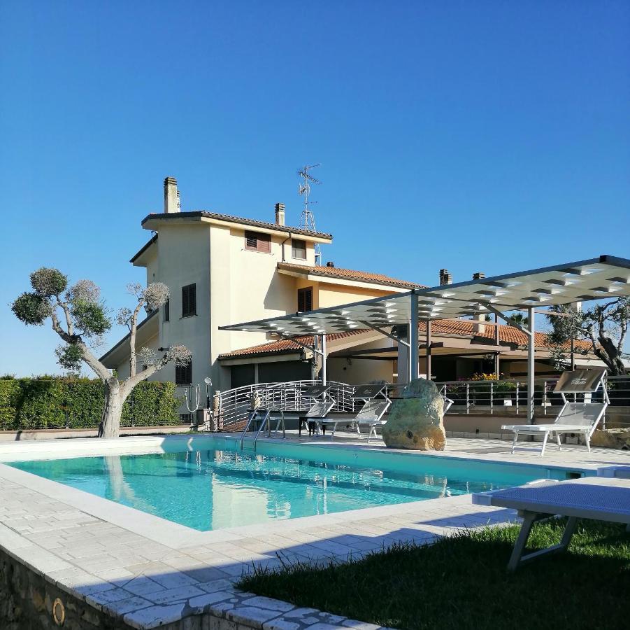 Bed & Breakfast Giardini Di Marzo Lecce Eksteriør billede